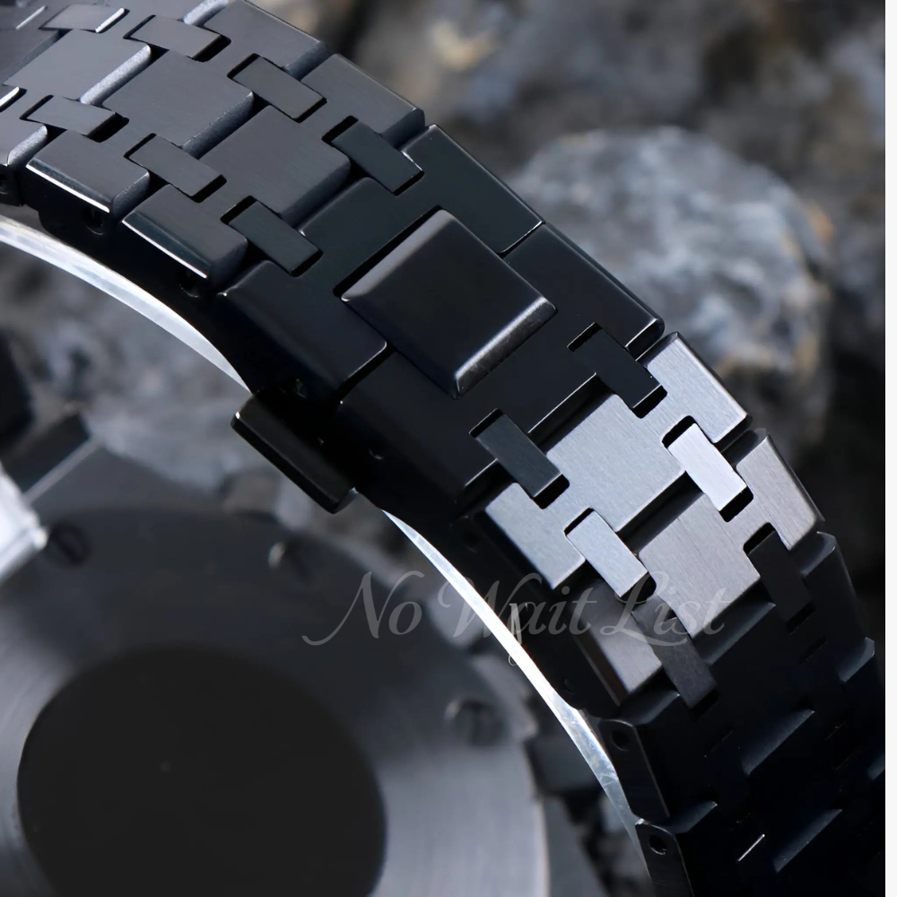 Royal Seikoak | Chrono Triple Black