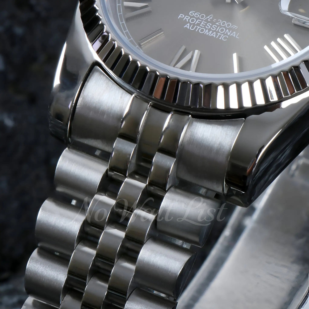 Seikojust | Roman Champagne