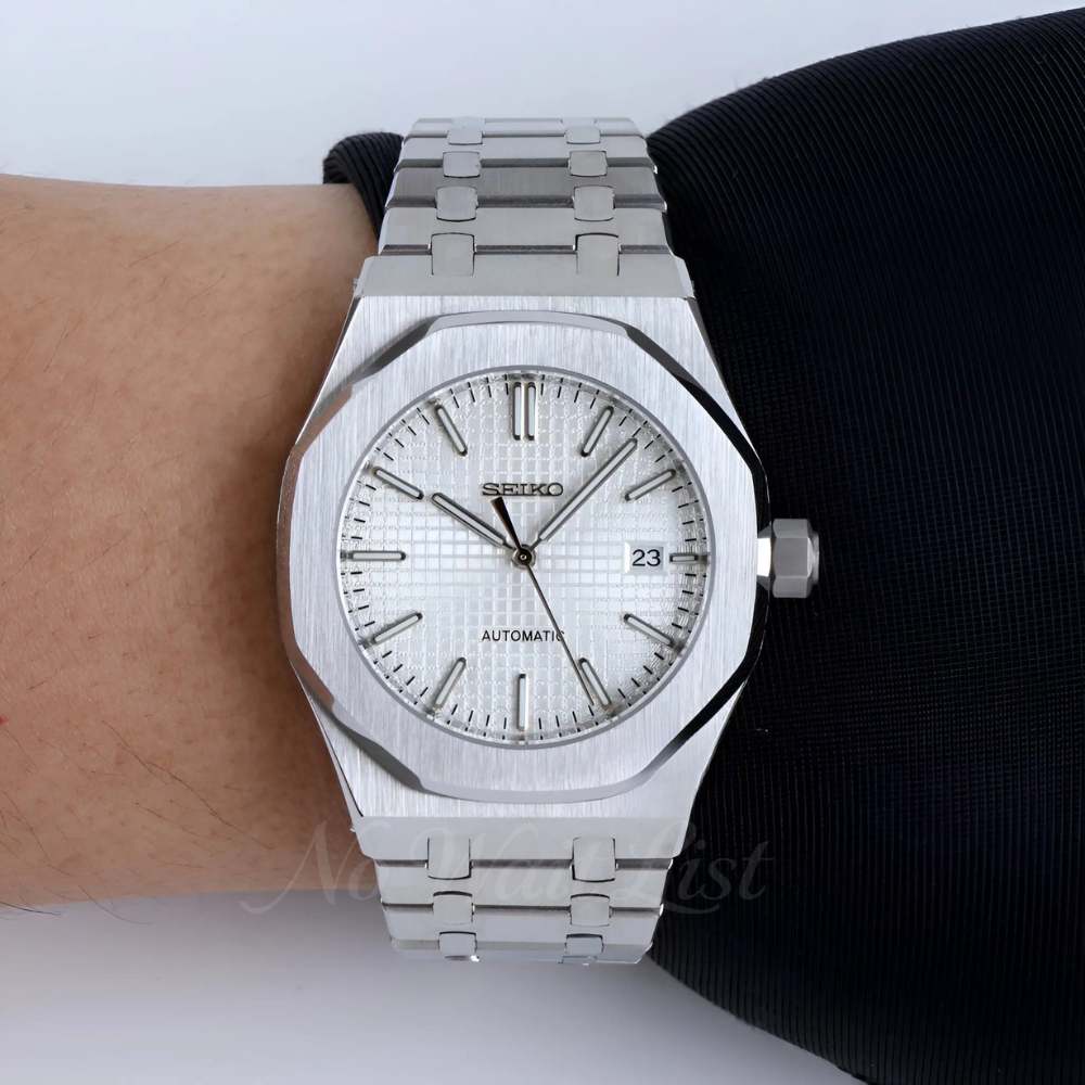 Royal Seikoak | White