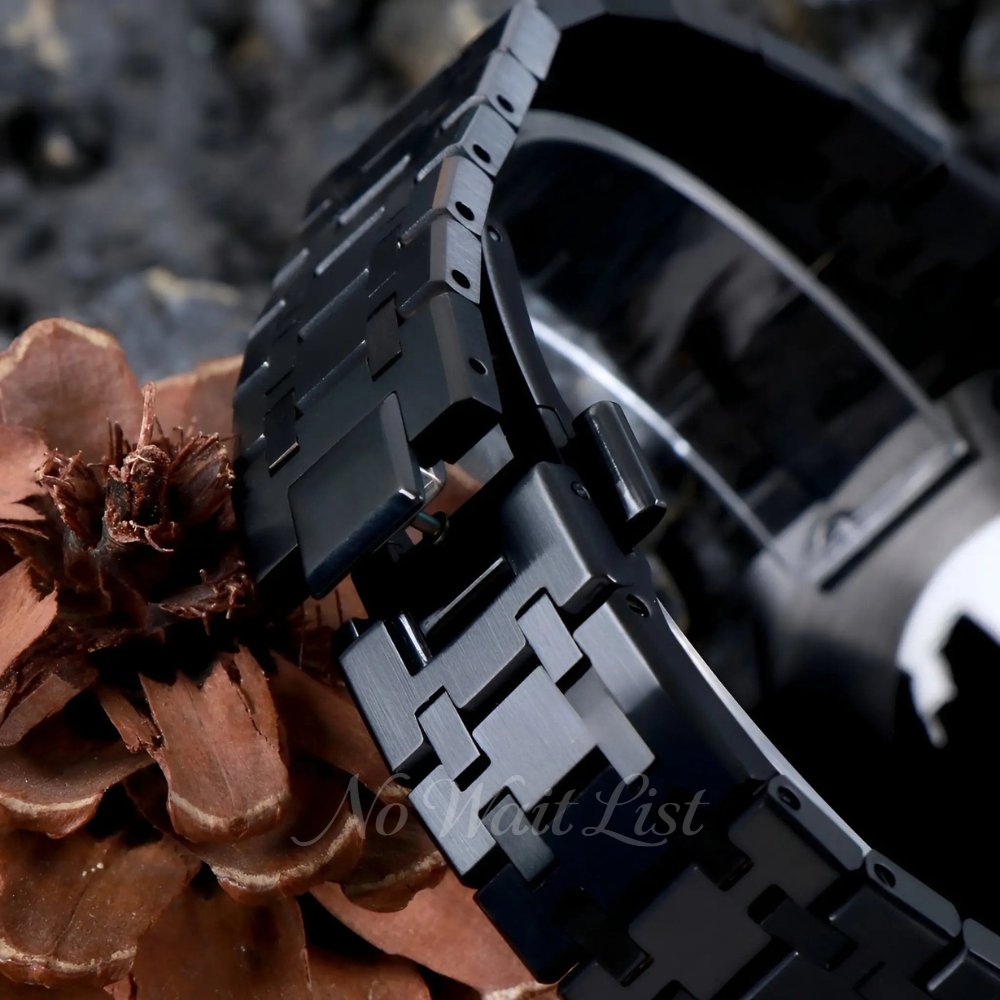 Royal Seikoak | Chrono Triple Black